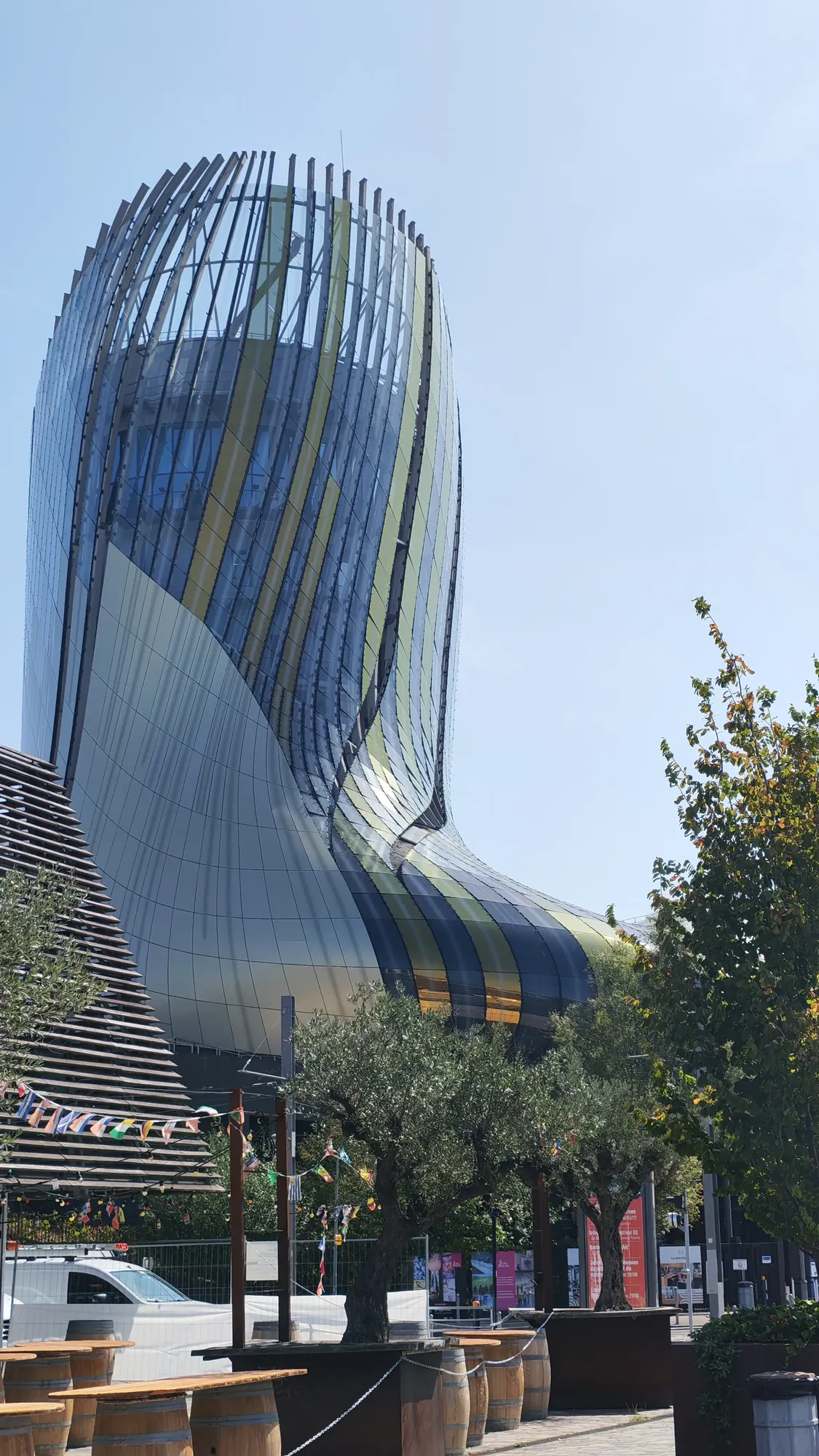 Cité du Vin, architettura esterna a Bordeaux